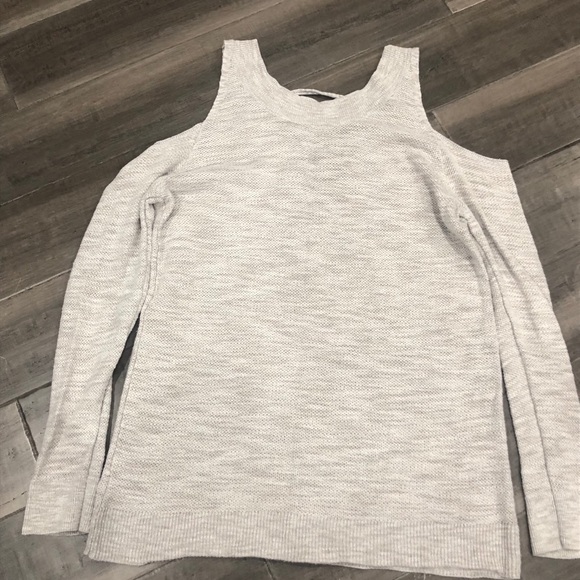 Express Sweater - Picture 5 of 5